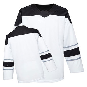 Tenue de hockey sur glace personnalisable : Maillot et pantalon athlétiques respirants à séchage rapide avec détails du joueur, légers et sur mesure - Product Image 3