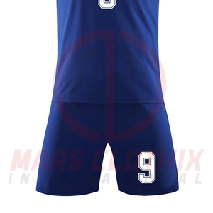 Uniformes de fútbol de diseño personalizado para equipos, uniformes de fútbol de manga corta de alta calidad en grandes cantidades - Product Image 5