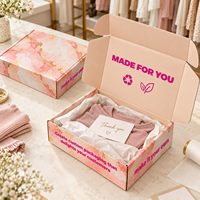 Boîte d'emballage en carton ondulé personnalisée avec impression couleur pour l'expédition de vêtements décoratifs pour boutiques de prêt-à-porter