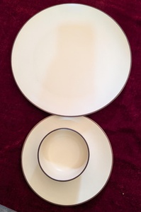 Service de table en porcelaine céramique artisanal brillant effet marbre menthe, compatible micro-ondes et lave-vaisselle, livré avec accessoires de luxe, élégant et écologique - Product Image 5