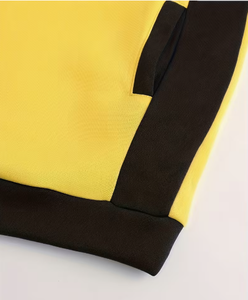 เสื้อฮู้ดผู้ชาย Tribon Sports สีเหลืองดำ แต่งสีแบบ Color Blocking ผ้า French Terry มีกระเป๋า สวมใส่สบายๆ สำหรับฤดูใบไม้ร่วง - Product Image 2