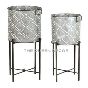 Ensemble de 2 pots de fleurs de qualité standard, pour balcon, jardin, maison, design martelé, en fer, métal, noir, avec support - Product Image 3