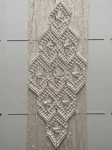 Camino de mesa de macramé hecho a mano, diseño y tamaño personalizados, algodón natural de la India, etiqueta privada de MSR Overseas - Product Image 3