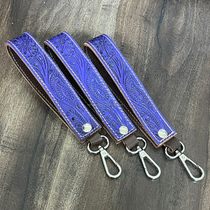 Llavero de Cuero Vacuno Repujado a Mano 2025, Llavero de Lujo de Alta Gama Estilo Occidental, Mosquetón Duradero, Clip para Llaves Bonito para Mujer - Product Image 4
