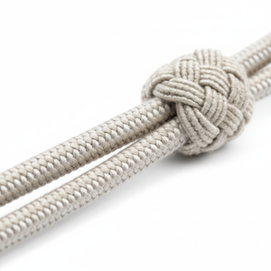 Cordons de chapeau classiques argentés très tendance, avec revêtement métallique durable et motif torsadé en fil de bouillon - Product Image 4