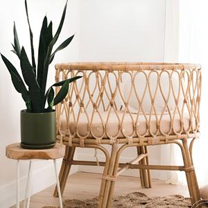 Lit bébé en rotin naturel confortable pour bébés, berceau en cannage pour nouveau-nés - Product Image 5