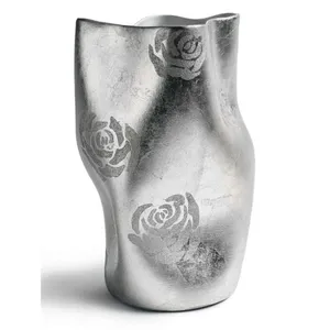 Jarrón de Metal Hecho a Mano con Diseño de Rosas, Decoración Moderna para Mesa, Hogar, Oficina, Lugar de Boda - Product Image 1