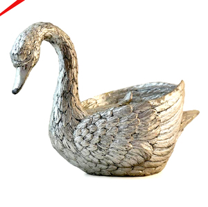 Seau à vin vintage en métal pour garder les bouteilles au frais lors de déjeuners, dîners, ou comme décoration pour mariages et célébrations - Product Image 5