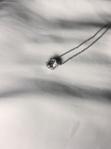 Pendentif en diamant pour femme, or blanc 14 carats, diamant cultivé en laboratoire certifié IGI, coupe élégante, bijoux intemporels, éclat brillant, raffiné - Product Image 2
