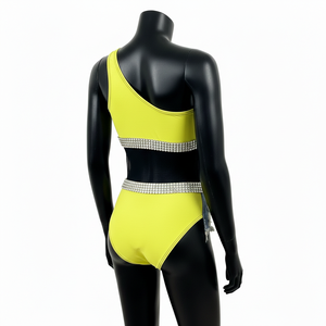 Traje de baño de lujo GSM de poliéster y spandex con un solo hombro, amarillo neón, negro, con paneles de malla y logotipo de diamantes de imitación para mujer. - Product Image 5