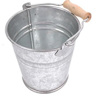 Cubo de Metal Galvanizado de la Más Alta Calidad con Asa de Madera Resistente, Cubo Galvanizado con Asas al Precio Más Bajo - Product Image 1