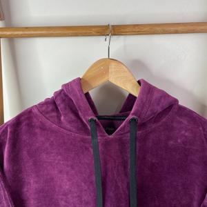 Sudadera con Capucha para Mujer, Talla Grande, Color Morado, de Terciopelo, Corta - Product Image 4