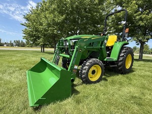 Tractor Compacto de Servicio Pesado 2026 3032E de Alto Rendimiento, Suministro al por Mayor - Product Image 5