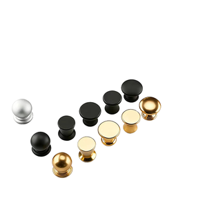 Ensemble de boutons de meuble en laiton massif, design élégant et moderne, pour tiroirs, armoires, placards, décoration de cuisine - Product Image 1