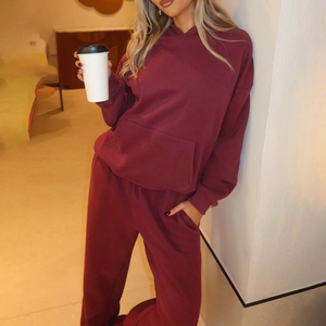 Chándal con Capucha Color Borgoña para Mujer, Manga Larga, Corte Holgado, Color Sólido, Ropa Casual de Otoño con Bolsillos Laterales, Algodón de Peso Medio - Product Image 1