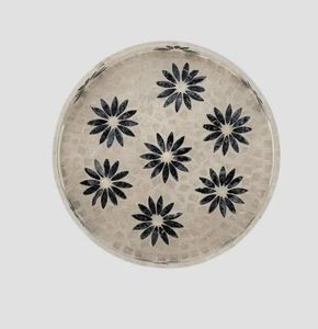 Bandeja de Servir Hecha a Mano con Mosaico de Madreperla |   Incrustación Artesanal de Conchas |   Organizador de Escritorio |   Decoración Boho - Product Image 6