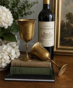 Verres à cocktail vintage en laiton martelé de qualité supérieure et écologiques - Coupe à martini en laiton martelé - Ali Handicrafts India - Product Image 4
