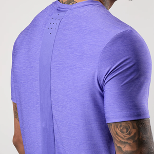 Ensemble de sport pour homme de haute qualité, été, violet uni, t-shirt à manches courtes et short avec bandes réfléchissantes à séchage rapide pour la salle de sport et la course à pied - Product Image 5