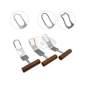 Rétracteur d'épaule manuel de style Fukuda en acier inoxydable allemand de haute qualité, approuvé CE, instrument chirurgical orthopédique réutilisable - Product Image 4