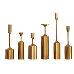 Brûleur d'encens rond en laiton avec découpes florales pour activités religieuses, lanterne résistante à la chaleur - Product Image 4