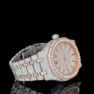 Reloj de pulsera de lujo bicolor con detalles en oro rosa, esfera con diamantes y visualización de fecha, elegante reloj de pulsera para hombre. - Product Image 3