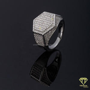 Anillo Geométrico de Plata de Ley 925 con Diamante Moissanita de Primera Calidad para Hombres y Minoristas de Joyería - Product Image 2