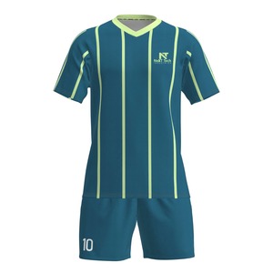 Vêtements de sport confortables pour hommes, uniforme de football 100% polyester, uniforme de football sur mesure pour hommes - Product Image 1