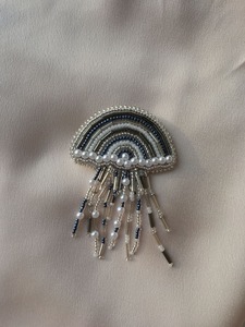Breloques de sac en perles de rocaille faites à la main avec options de design personnalisées, breloques de sac colorées en perles de rocaille pour sacs à main et sacs à dos - Product Image 3