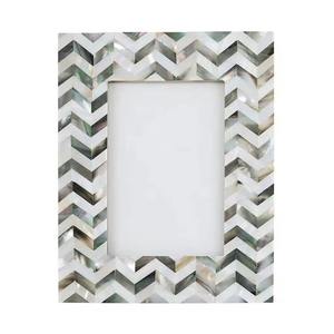 Cadre photo en résine fait main de qualité supérieure |   Cadre photo décoratif moderne pour la maison, le bureau et les cadeaux - Product Image 1