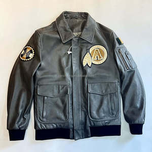 Blouson aviateur en cuir véritable pour homme avec patch brodé, col rabattable, fermeture éclair, vêtement d'extérieur pour l'automne - Product Image 1
