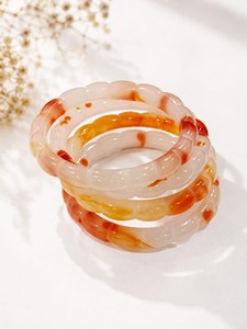 กำไลข้อมืออะคริลิคเรซิ่นลูไซต์สองสีแบบโค้งงอประดับลูกปัด งานฝีมือเรซิ่น แฟชั่นเรียบง่าย ขายส่ง - Product Image 4