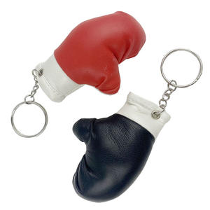 Porte-clés mini-gant de boxe en PVC/PU, toucher doux, portable, cadeau sportif, idéal pour la gym, le fitness, breloque promotionnelle - Product Image 3