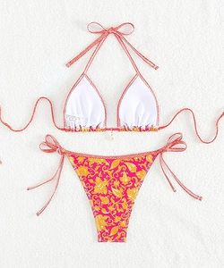 Regular Fit Women's Halter Neckline Floral Pattern Spandex/Nylon Bikini Set with <b>V</b>-<b>Strings</b> Bottom and 2-Piece Beachwear - Product Image 5