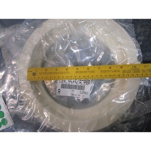 LAM 716-021278-008 CING, FOCUS 8", Pince inférieure - Équipements et pièces semi-conductrices de renommée mondiale - Product Image 5