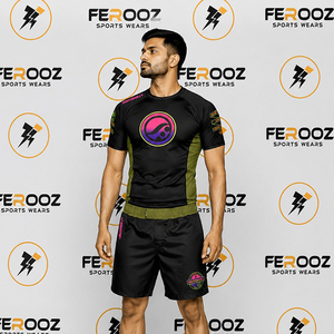 Conjunto de Rashguard Personalizado para Hombre, Color Negro y Verde, Manga Corta, Secado Rápido, Poliéster, Ropa Deportiva para Adultos - Product Image 5