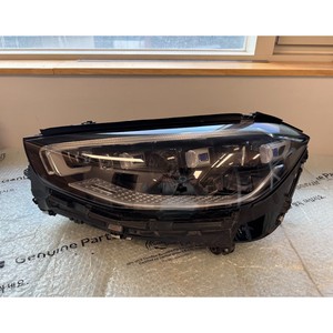 ไฟหน้ามือสอง S-class ด้านซ้าย A2239061704 - Product Image 1