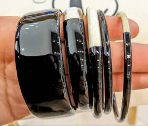 Bracelet en corne de buffle naturel poli, style animalier, ensemble de 5 bracelets unisexes pour couples BY HF CRAFTS - Product Image 1