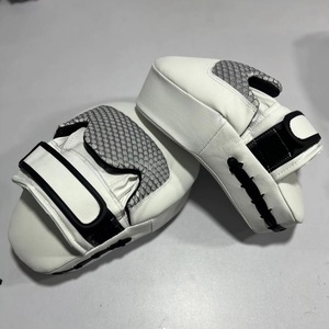 Protector Inguinal de Boxeo y MMA Profesional de Cuero Genuino con Etiqueta Personalizada, Transpirable, Cómodo, Duradero, Embalaje Personalizado - Product Image 2