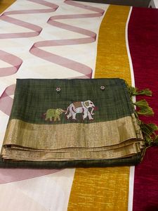 Sari Tradicional de Viscosa con Tejido Imperial Elephant para Usar en Fiestas de Invierno - Product Image 5