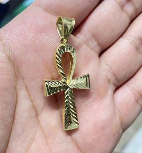 Colgante Cruz Ankh Personalizado Chapado en Oro de 14K con Diamantes de Moissanita VVS, Amuleto Religioso, Regalo Unisex, Joyería Hiphop - Product Image 2
