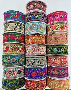 Encajes Bordados de Gran Ancho con Diseño Floral Multicolor para Moda, Decoración y Suministro al por Mayor para Exportación - Product Image 5