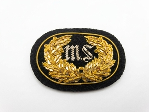 Écusson ovale brodé à la main sur mesure, style militaire, avec attache épingle de sûreté en tresse métallique dorée pour vêtements - Product Image 2