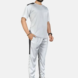 Ensemble de survêtement décontracté pour homme, t-shirt à manches courtes et pantalon de jogging avec empiècements contrastants aux épaules – Meilleure vente - Product Image 5