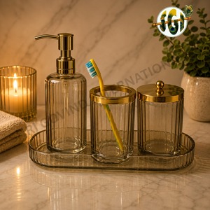 Ensemble de salle de bain élégant et luxueux en verre vert avec finition dorée, cinq pièces, distributeur de savon durable, porte-brosse à dents, pot de rangement, plateau - Product Image 2