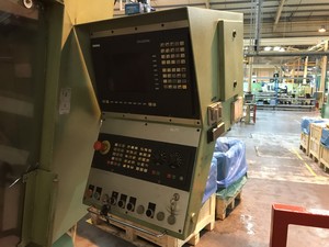 Torno vertical CNC EMAG VSC500 con husillo de trabajo invertido que recorre los ejes principales, para todo tipo de trabajos convencionales y CNC - Product Image 4