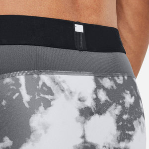 Pantalones cortos de compresión para hombre, ropa deportiva para gimnasio, hechos en Pakistán, precio económico, con contraste de color. - Product Image 4
