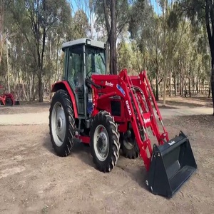 Tractor Massey Ferguson 4245 con Tracción 4x4 Diseñado para la Agricultura con Bomba de Motor y Transmisión de Engranajes Multifuncional - Product Image 1