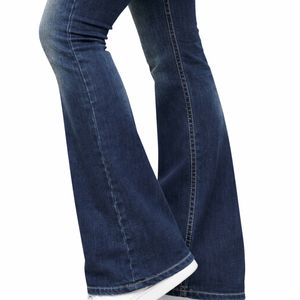 Jeans en denim stretch pour femmes, coupe bootcut, effet usé, tissu denim stretch premium, jeans sur mesure OEM pour femmes - Product Image 5