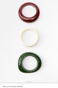 Ensemble de bracelets classiques en jade vert et crème, bracelets en résine de luxe unisexes pour femmes, collection de créateurs pour les fêtes, personnalisable - Product Image 3