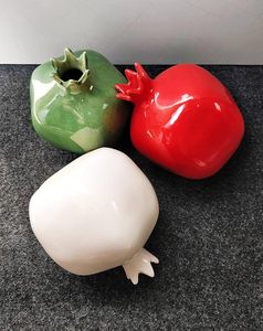 Vase à fleurs en forme de grenade rouge, céramique émaillée brillante, style Art déco, cuite à haute température, ensemble de 4 décorations de table en forme de fruit pour la maison - Product Image 2